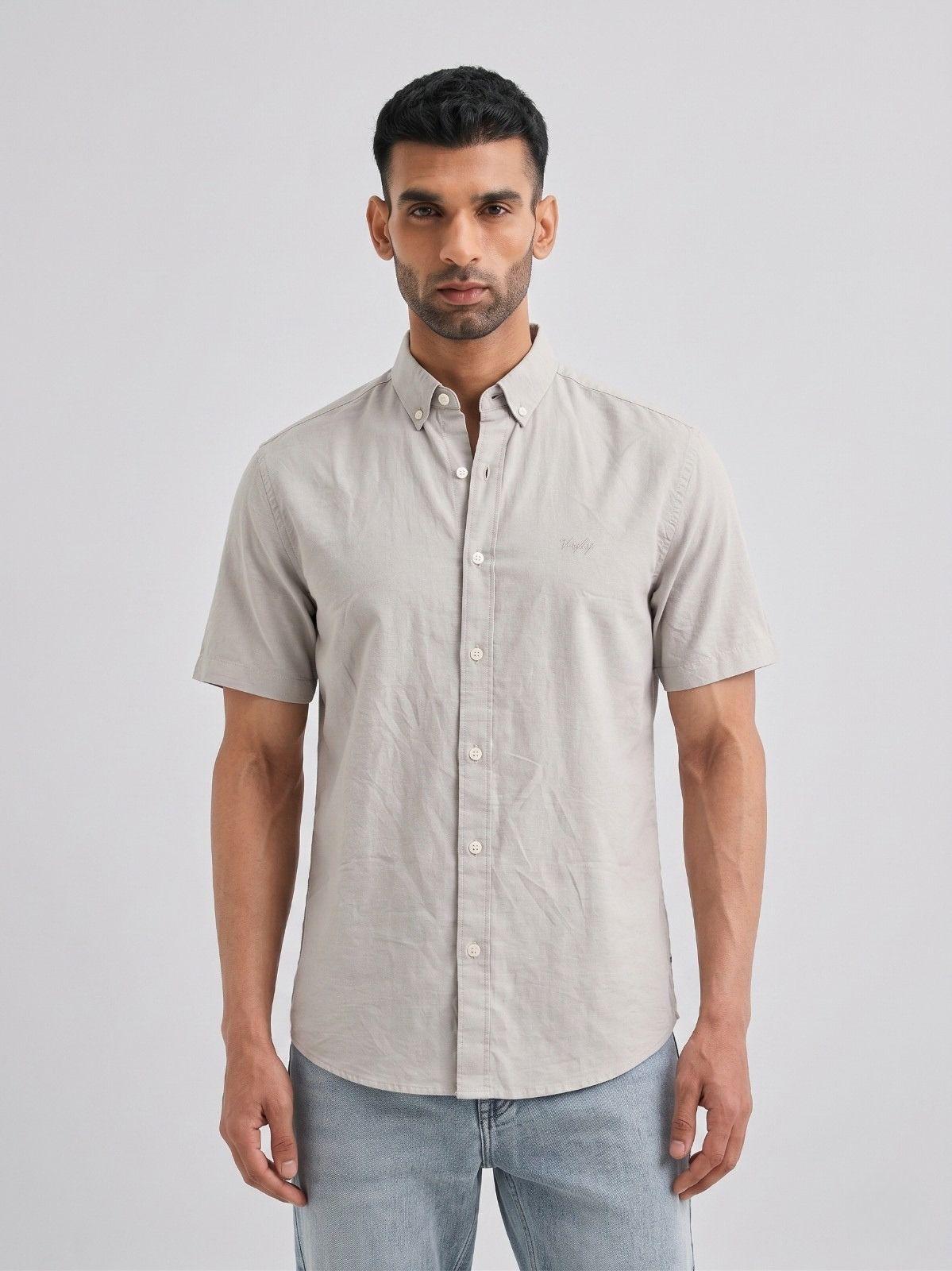 Light Grey Solid Casual Half Sleeve Shirt