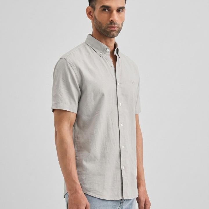 Light Grey Solid Casual Half Sleeve Shirt