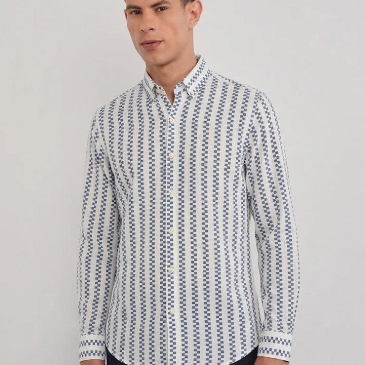 White & Slate Blue Geometric Stripe